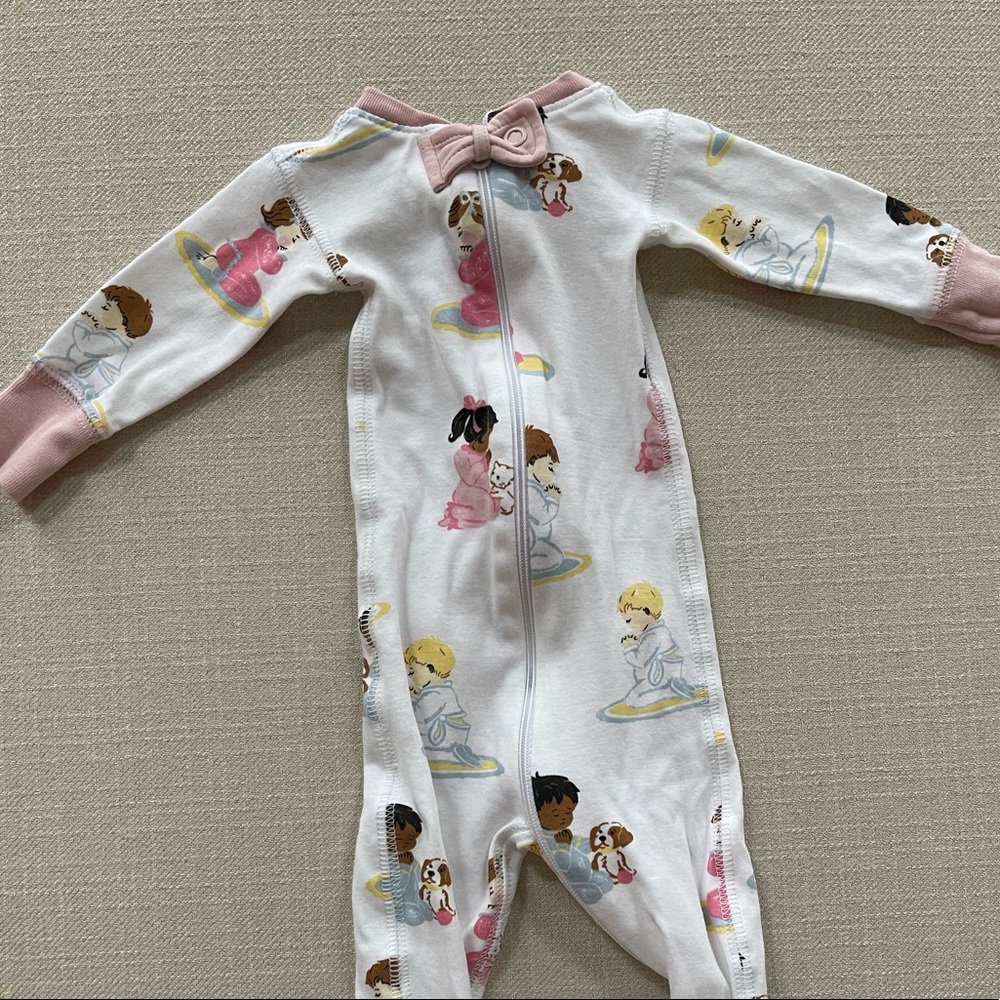 EUC - the Beaufort Bonnet Company - Noelle’s Night Night - 3-6 Mos